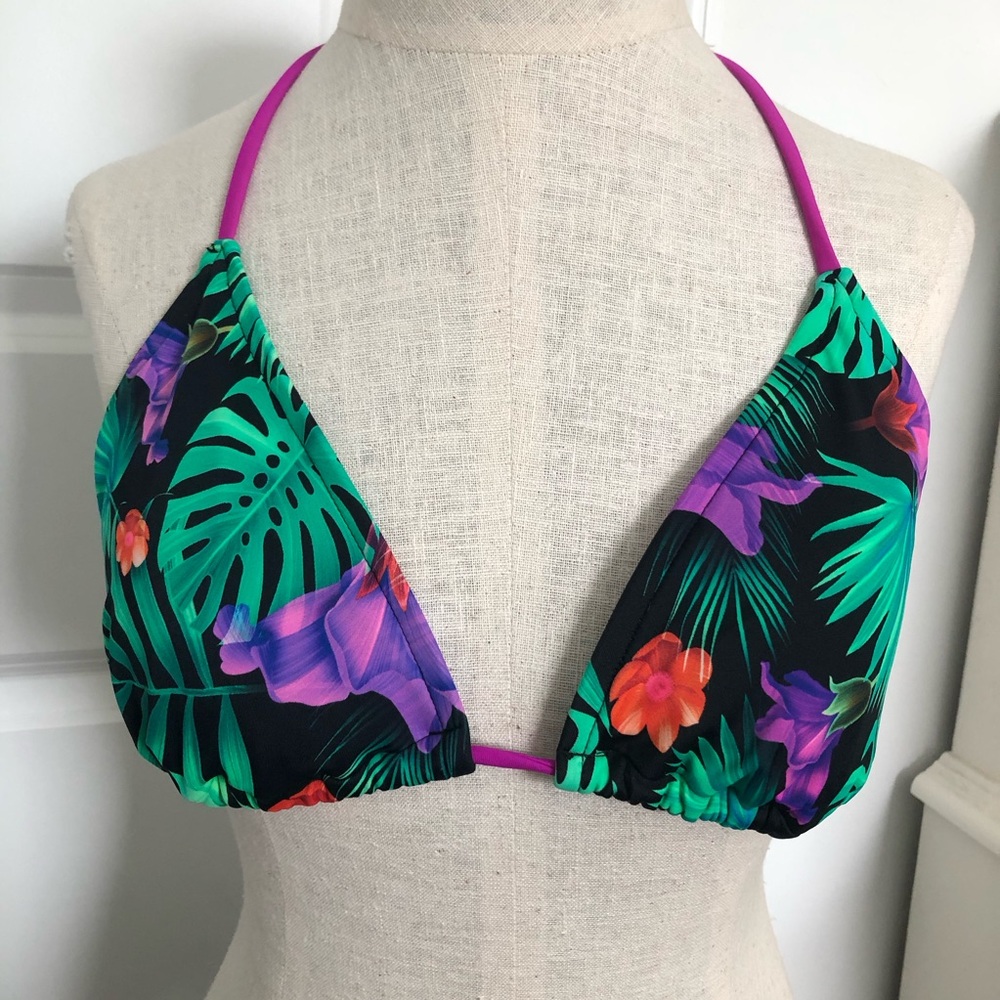 Venus Vibrant Monstera Leaf Tropical Print Bikini Top